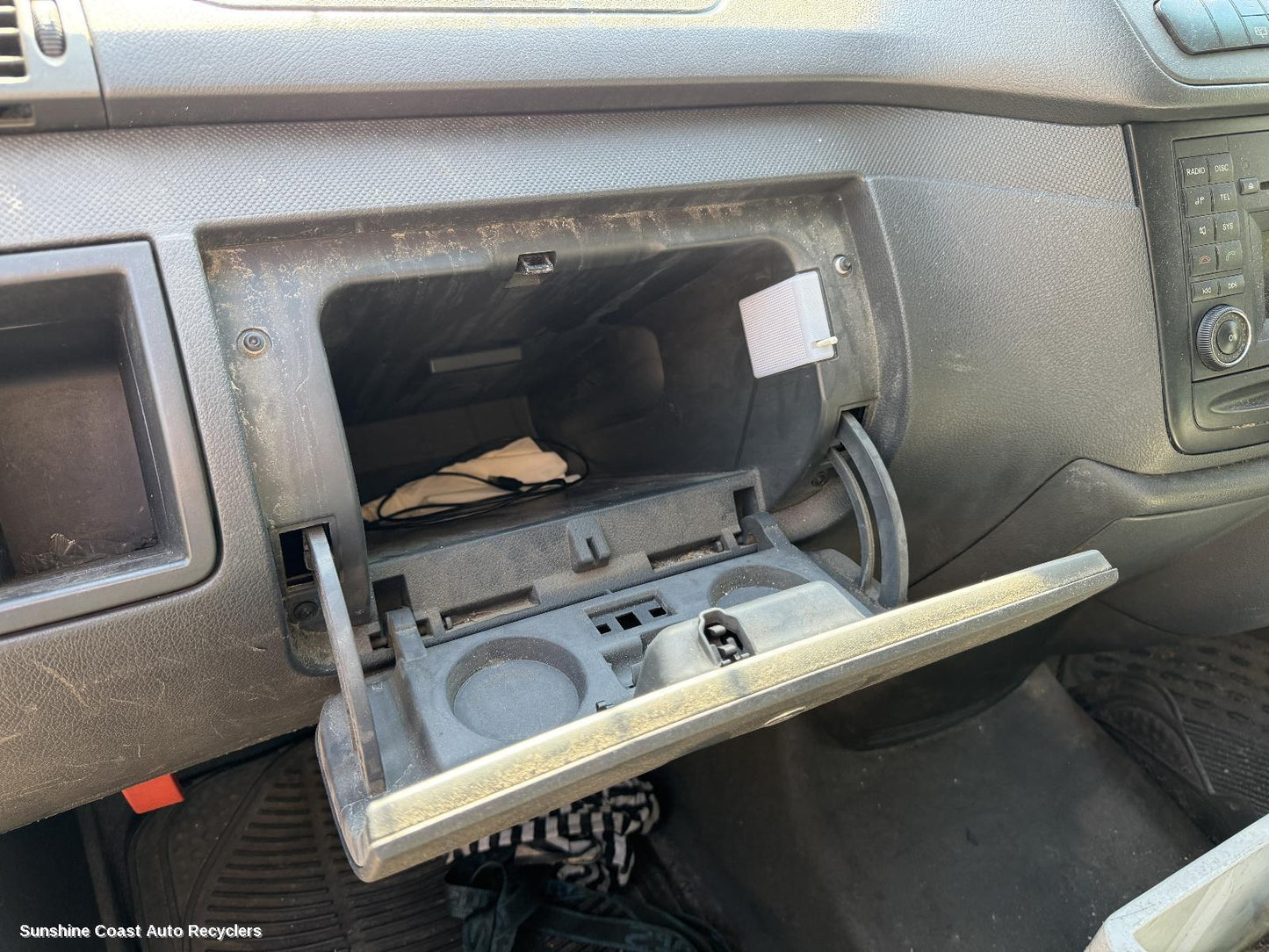 2013 Mercedes Vito Glove Box