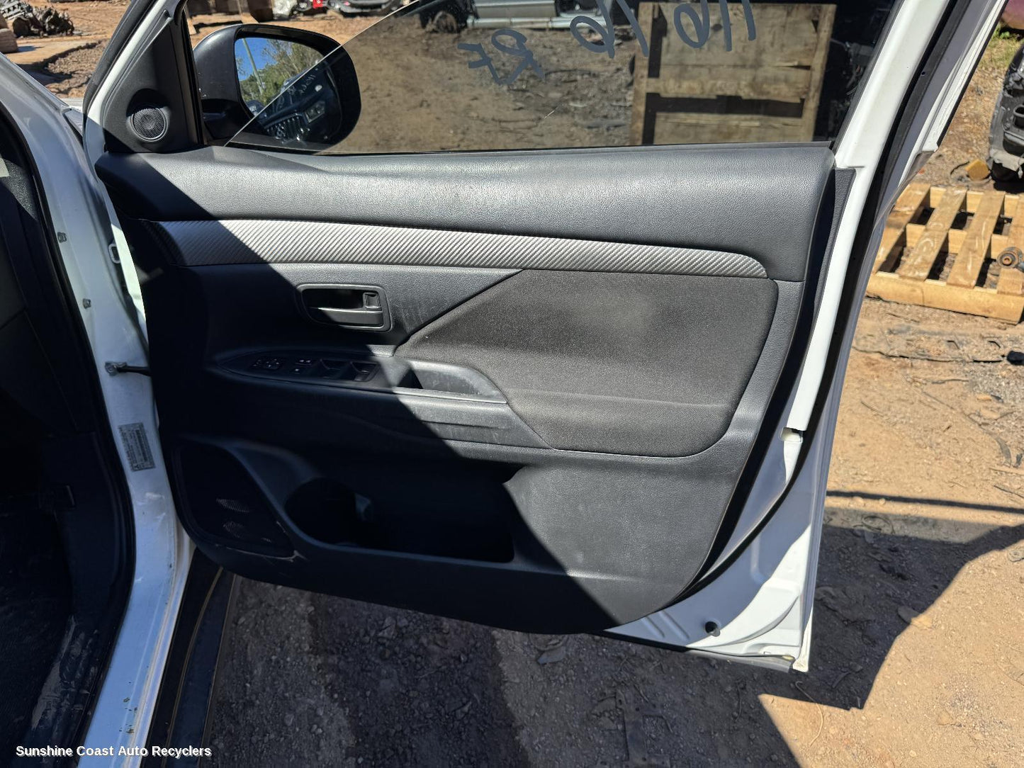 2014 Mitsubishi Outlander Right Front Window Reg Motor