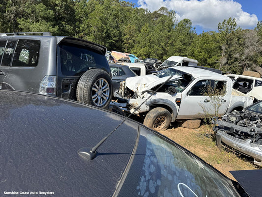 2010 Holden Cruze Antenna