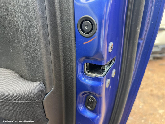 2022 Isuzu Dmax Door Boot Gate Lock