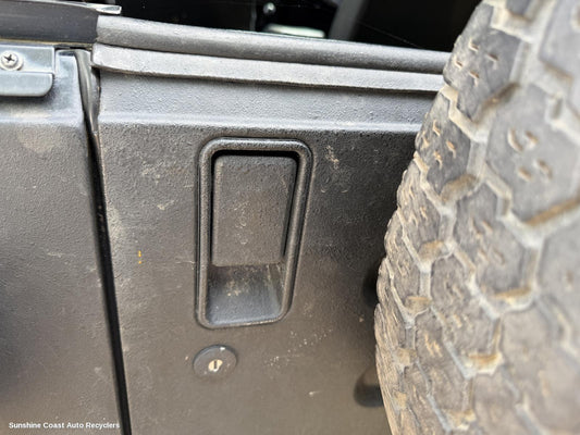 2003 Jeep Wrangler Tailgate Handle