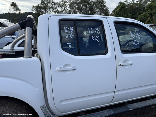 2010 Nissan Navara Right Rear Door Sliding
