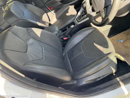 2015 Ford Focus Front Seat