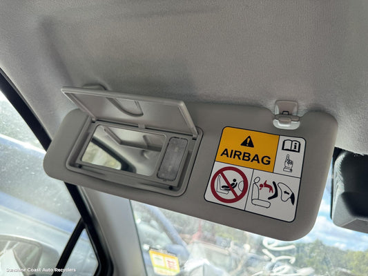 2023 Suzuki S-cross Sunvisor