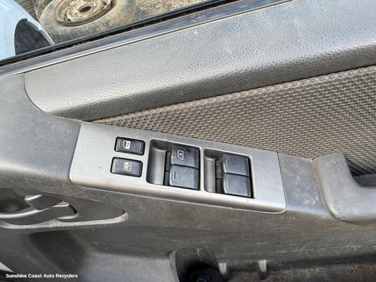 2010 Nissan Navara Pwr Dr Wind Switch