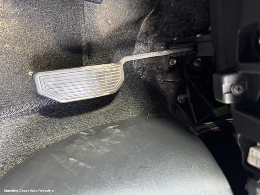 2007 Toyota Corolla Pedal Assembly