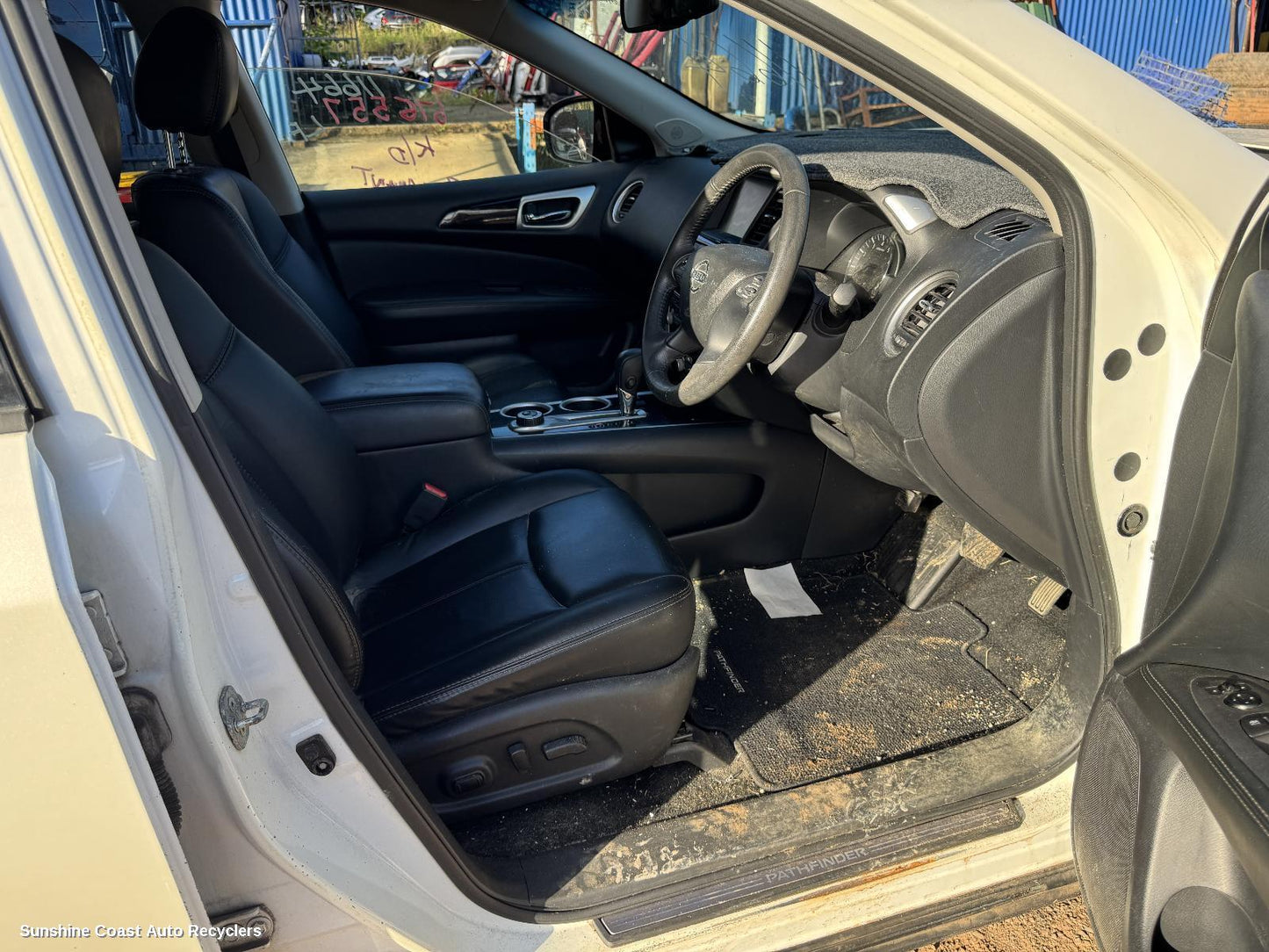 2016 Nissan Pathfinder Wheel Mag