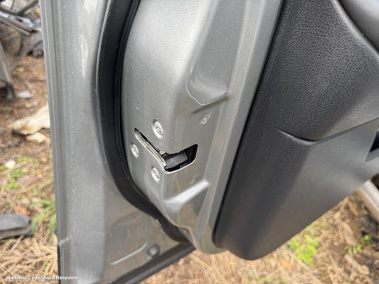 2011 Nissan Dualis Door Boot Gate Lock