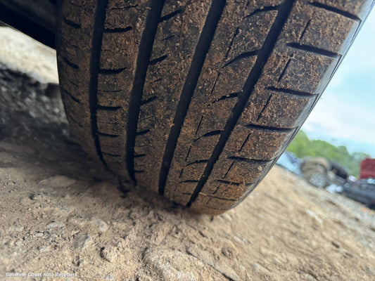 2011 Nissan Maxima Tyre