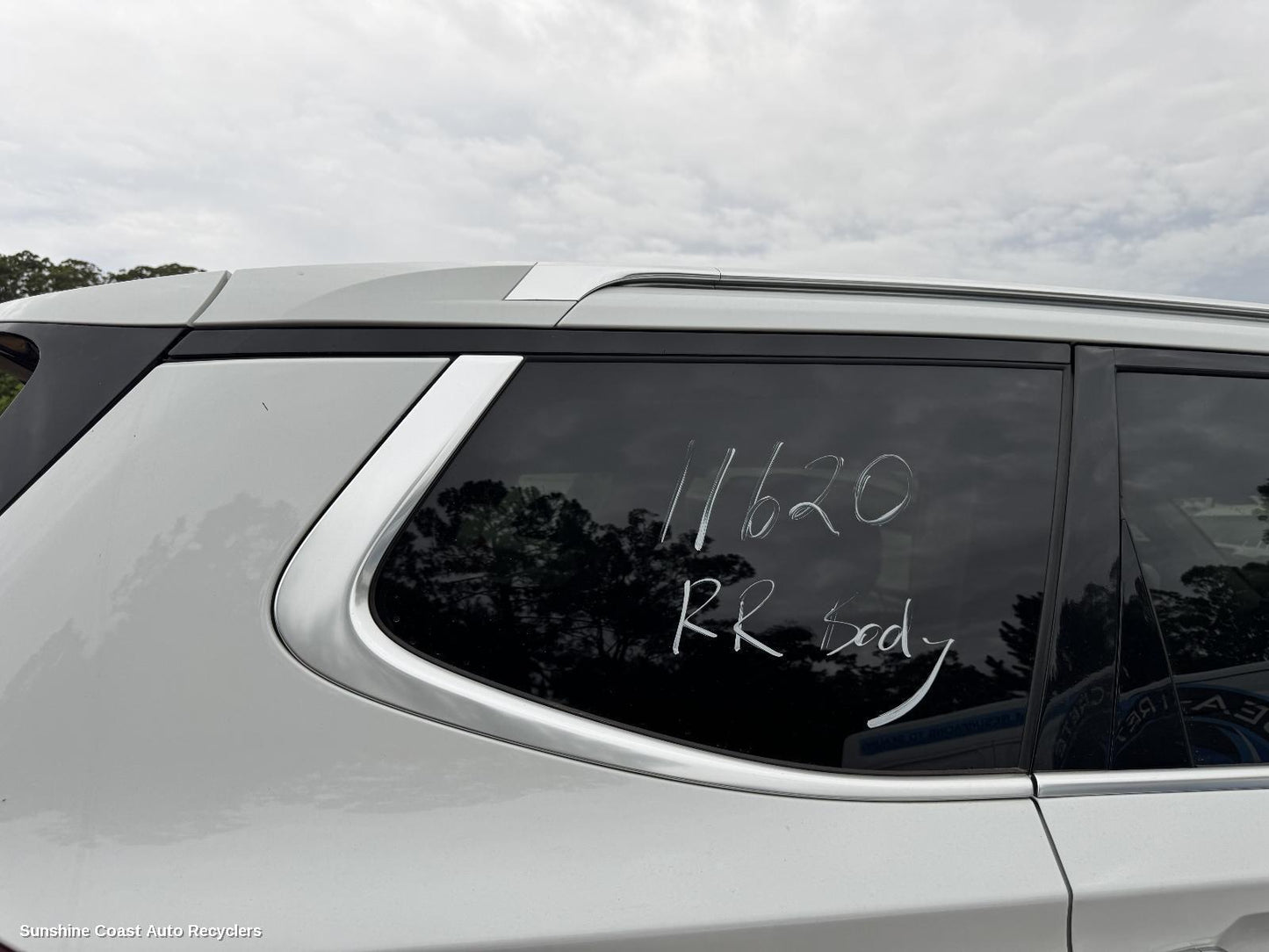 2022 Ldv D90 Right Rear Side Glass