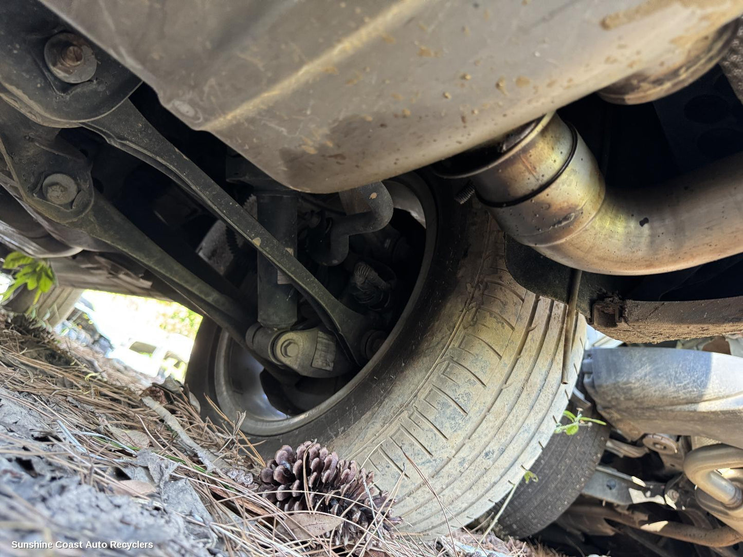 2011 Volkswagen Touareg Right Rear Trailing Arm