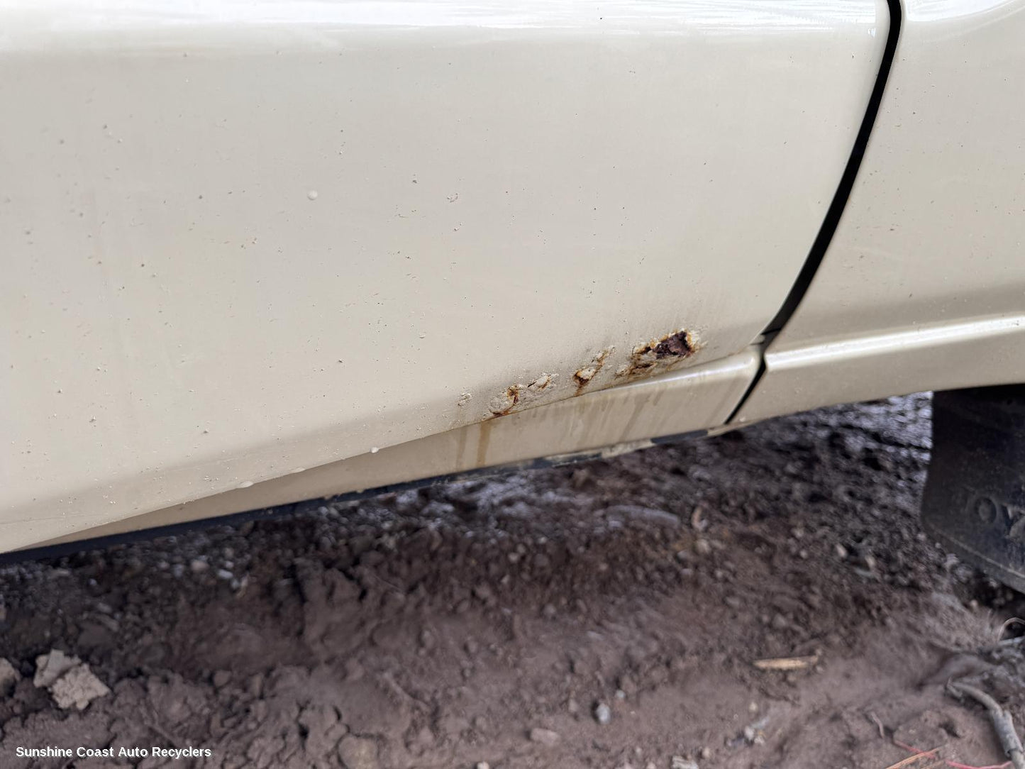 1989 Toyota Landcruiser Right Front Door