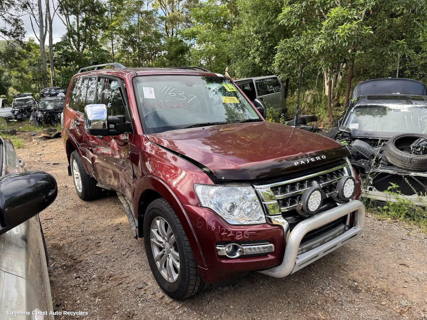 2016 Mitsubishi Pajero Right Rear Side Glass