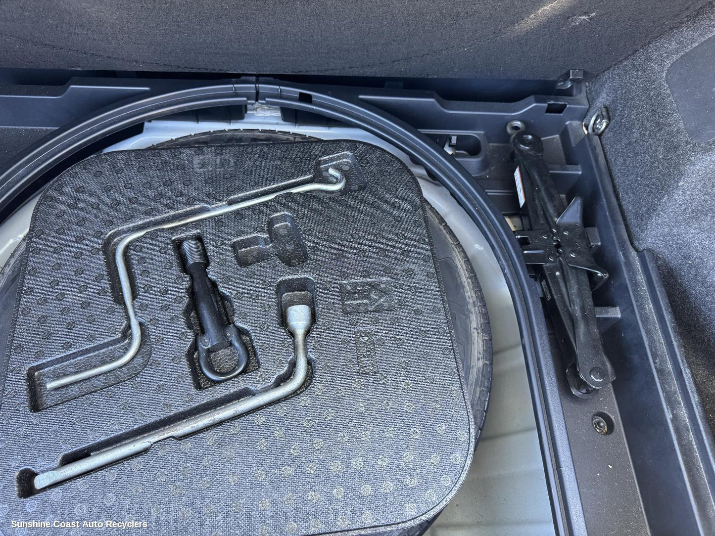 2014 Toyota Corolla Jack Tool Kit