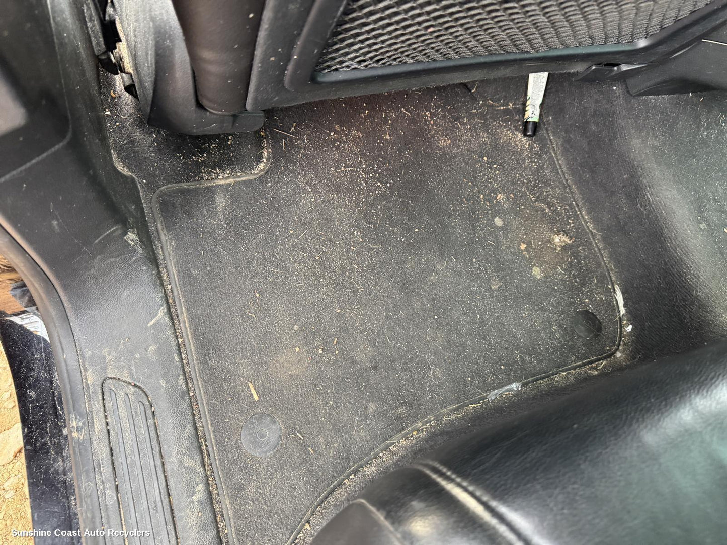 2016 Volkswagen Touareg Floor Mats