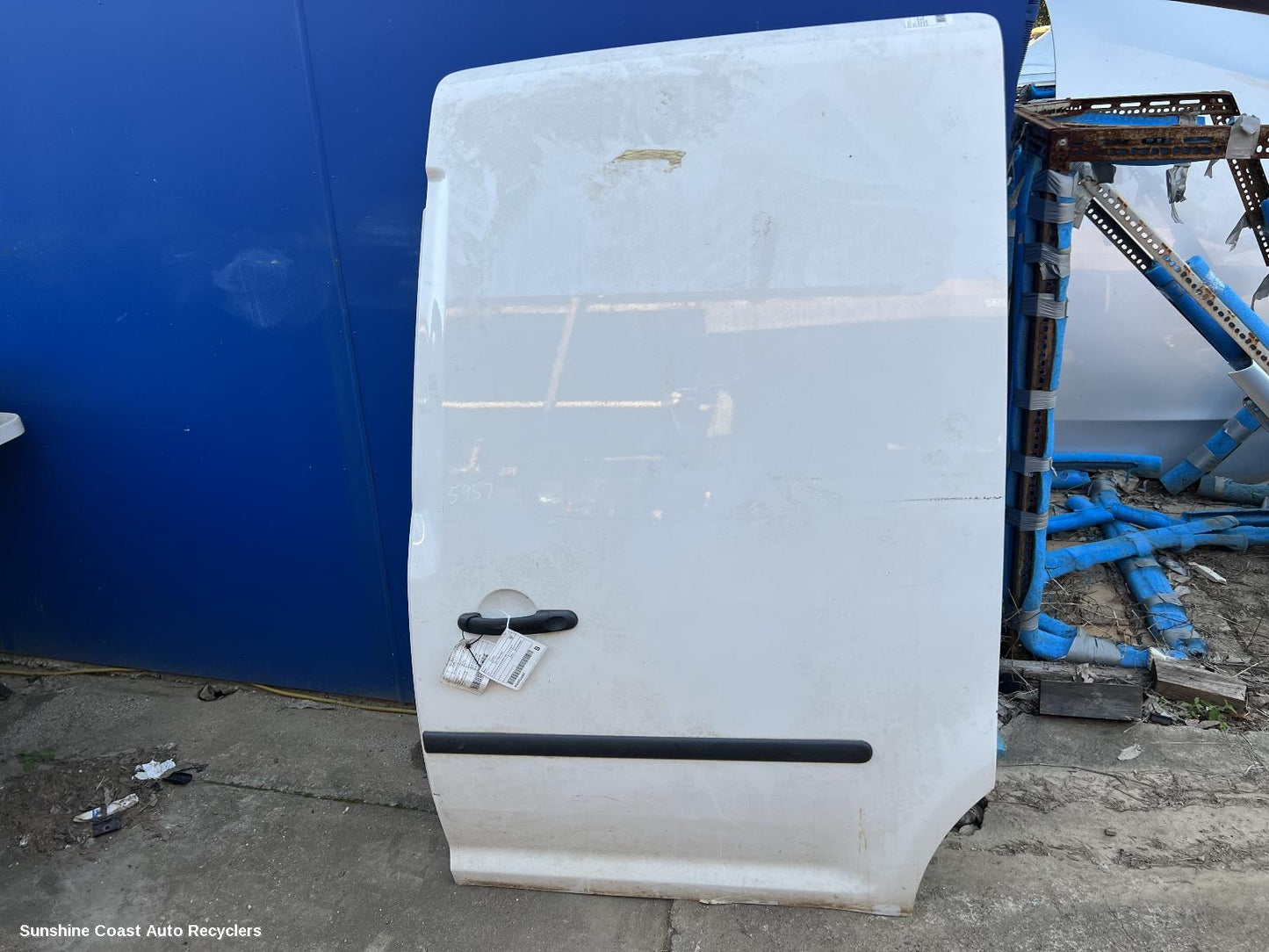 2010 Volkswagen Caddy Left Rear Door Sliding