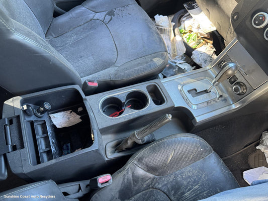 2010 Nissan Pathfinder Console
