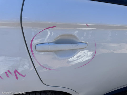 2012 Mitsubishi Outlander Door Handle