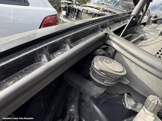 2008 Bmw X5 Washer Bottle