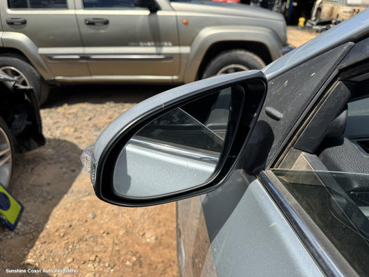 2013 Toyota Corolla Left Door Mirror