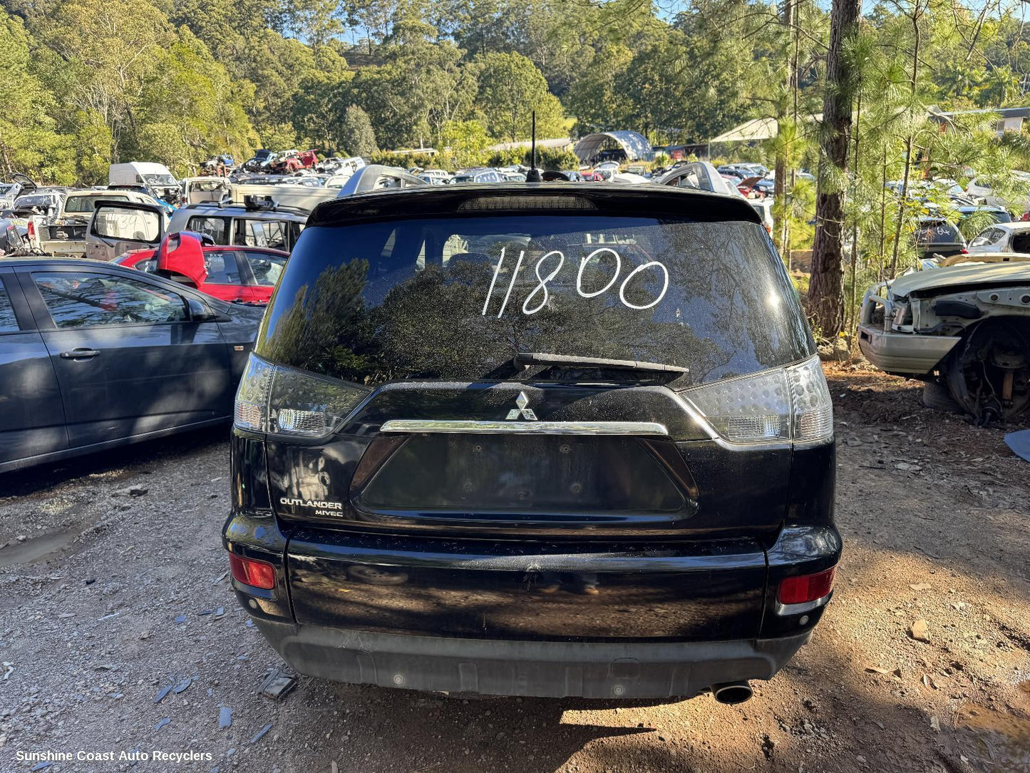 2010 Mitsubishi Outlander Rear Garnish