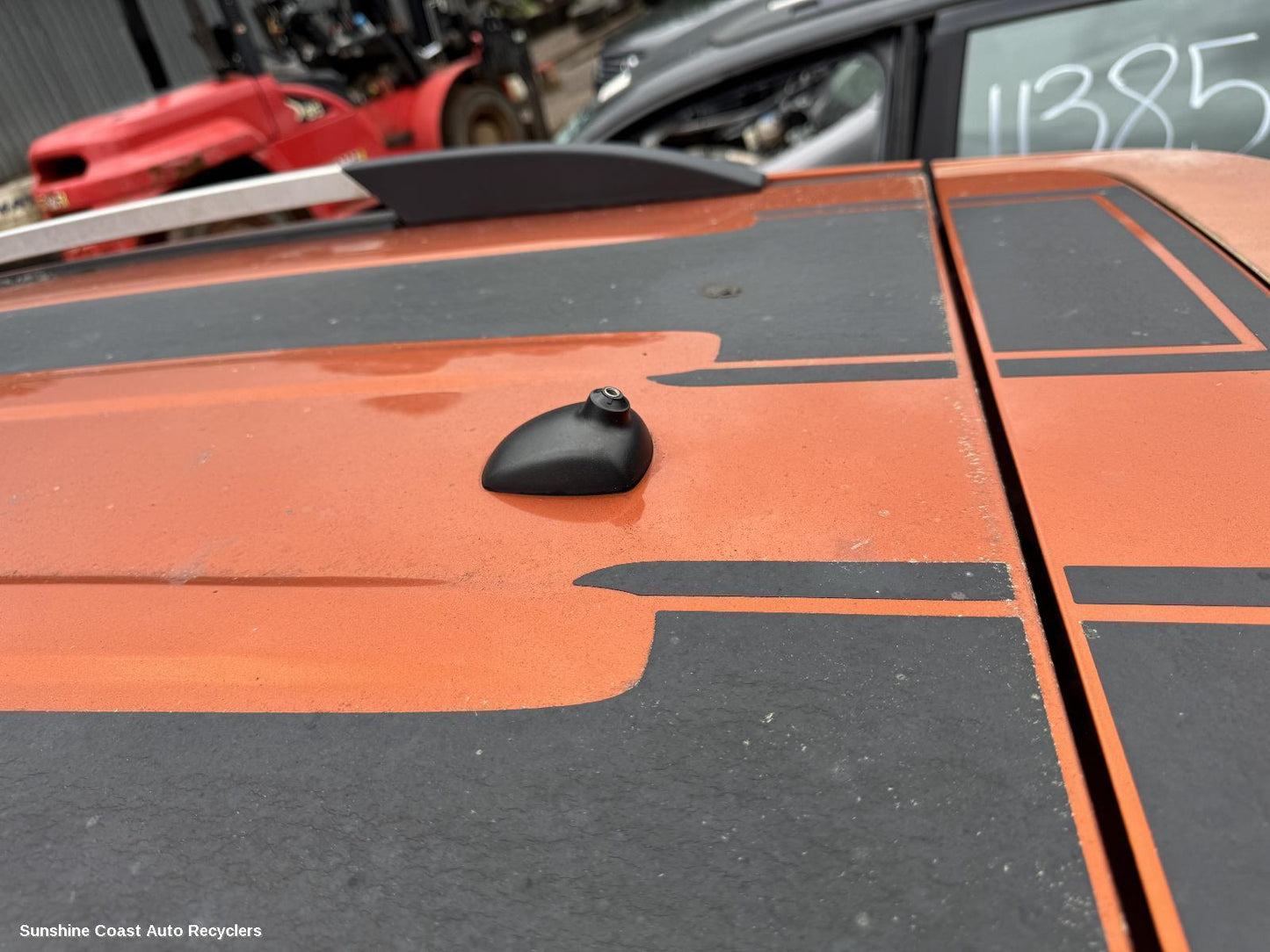 2014 Holden Trax Antenna