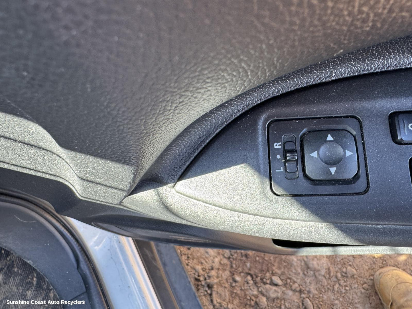 2014 Mitsubishi Outlander Misc Switch Relay