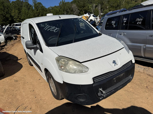 2013 Peugeot Partner Throttle Body