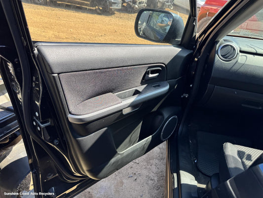 2008 Suzuki Vitara Door Trim