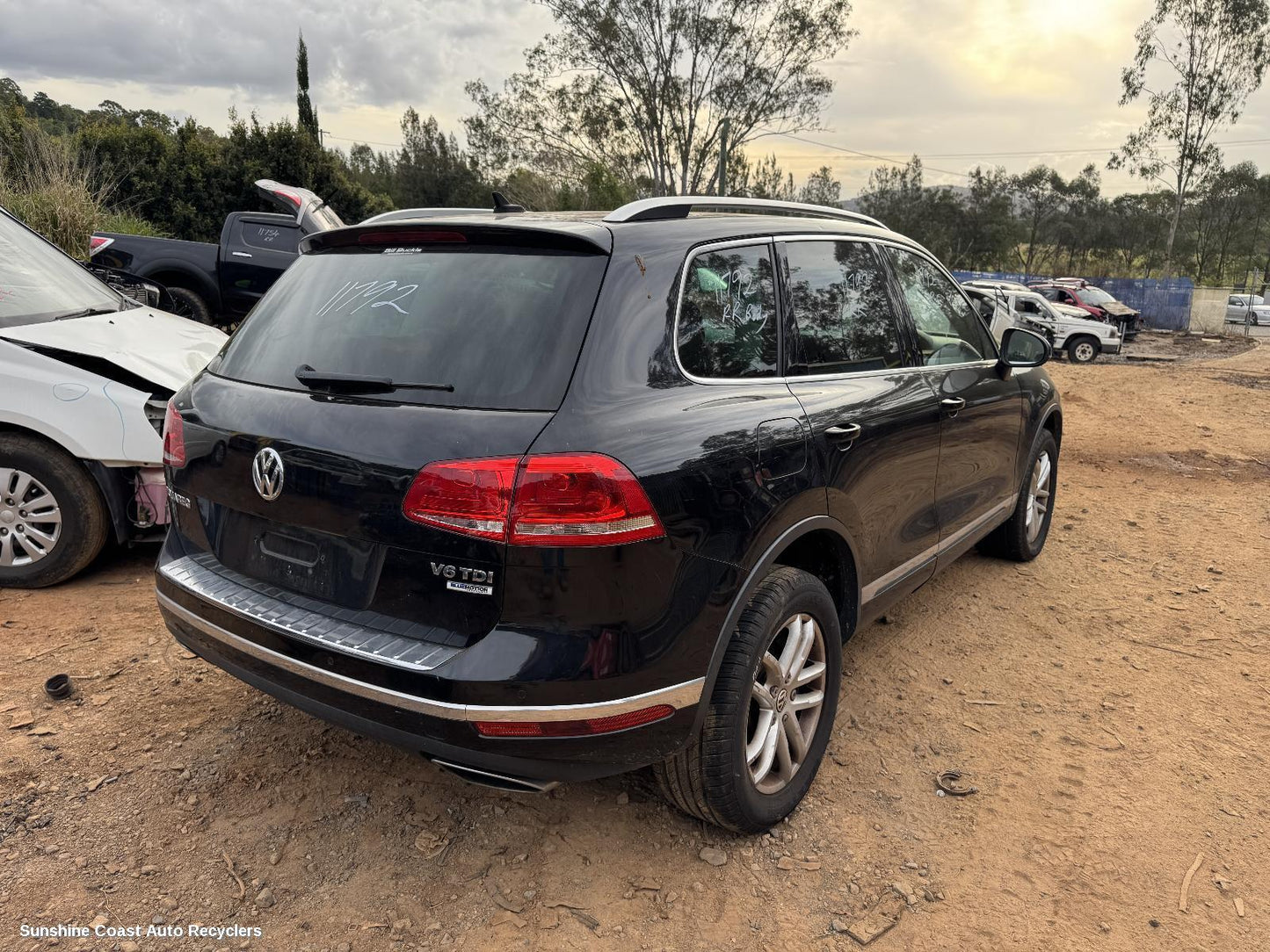 2016 Volkswagen Touareg Right Front Upper Control Arm