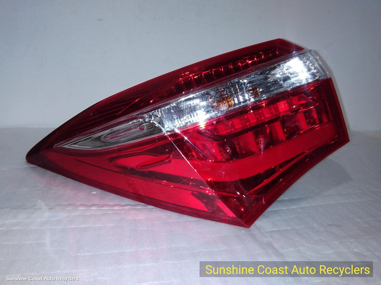 2014 Toyota Corolla Left Taillight