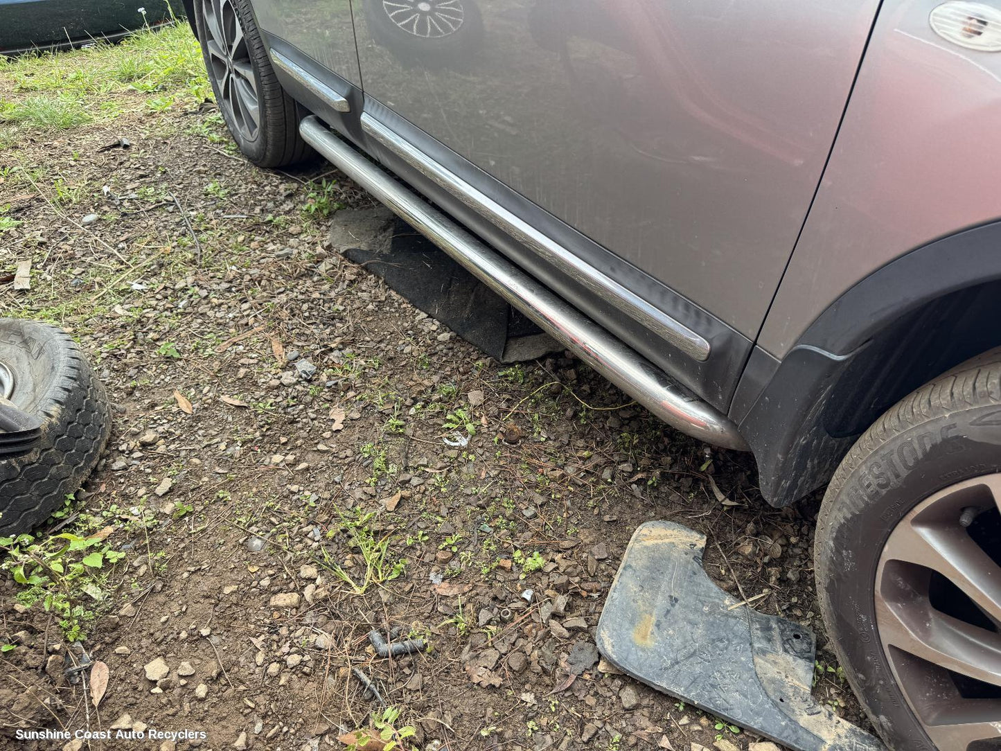 2011 Nissan Dualis Side Step Skirt